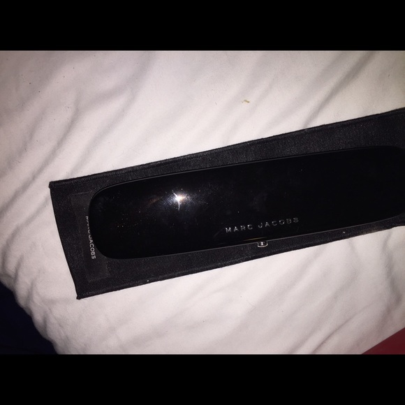 Marc Jacobs purple toned eyeshadow small palette