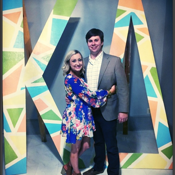 Meet your Posher, Dani - Picture 3 of 3