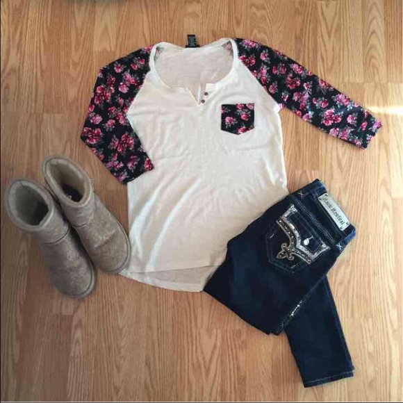 NWOT 3/4 sleeve floral shirt