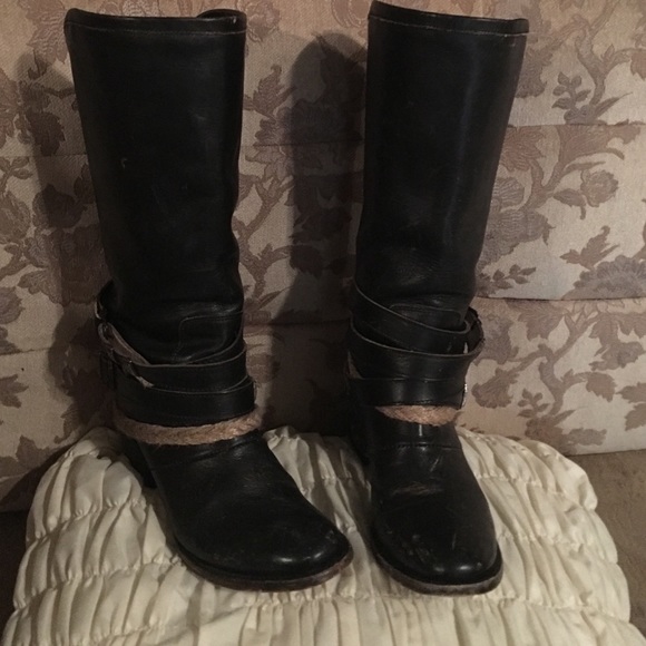 Freebird distress boots