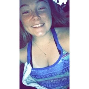 Meet your Posher, Lauren