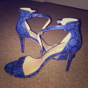 Never worn! Brand new cobalt snakeskin heels!