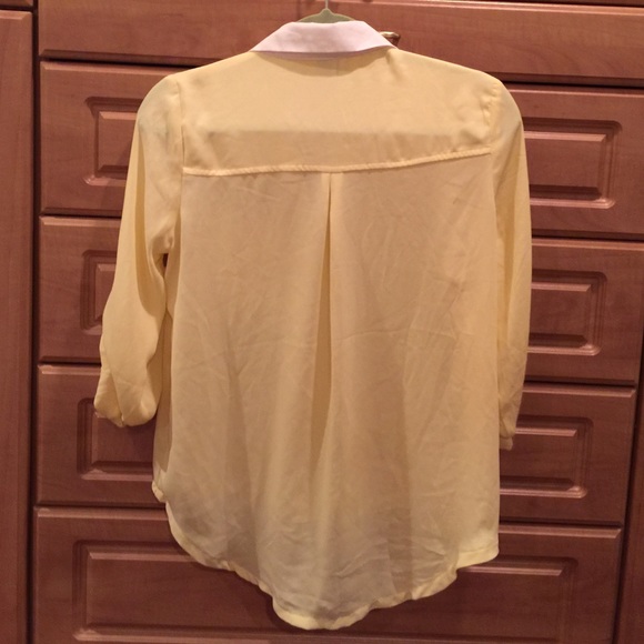 Blouse - Picture 2 of 2