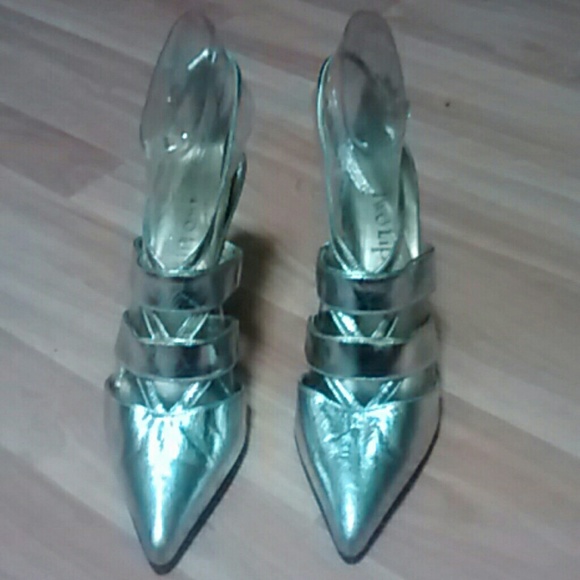 Silver Metallic Leather shoes