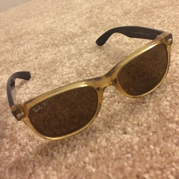 ray-ban polarized wayfarer sunglasses - Picture 1 of 2