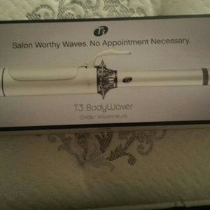 T3 BodyWaver curling iron