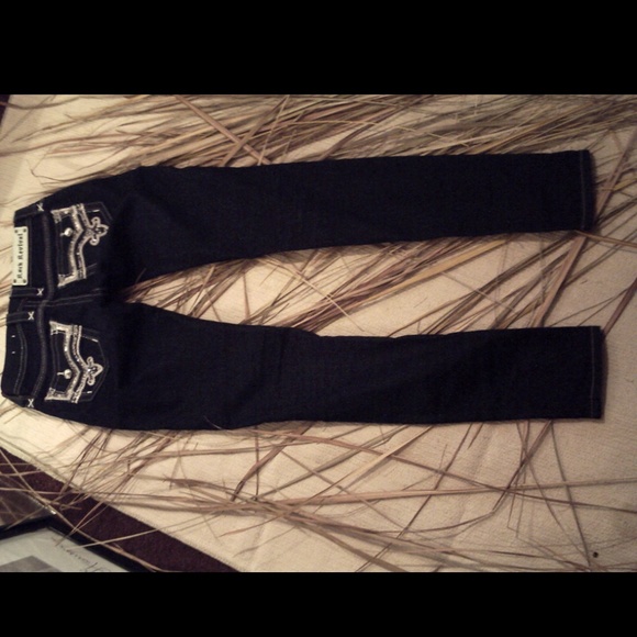 Rock Revival 24 NWOT bling !! - Picture 3 of 4