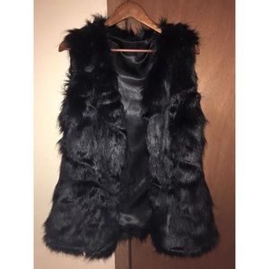 Faux Fur vest - XL