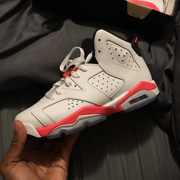 Infrared Air Jordan 6 Retros - Picture 2 of 4