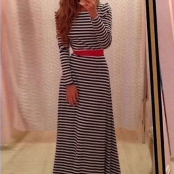 Be the center of attention for this Christmas!