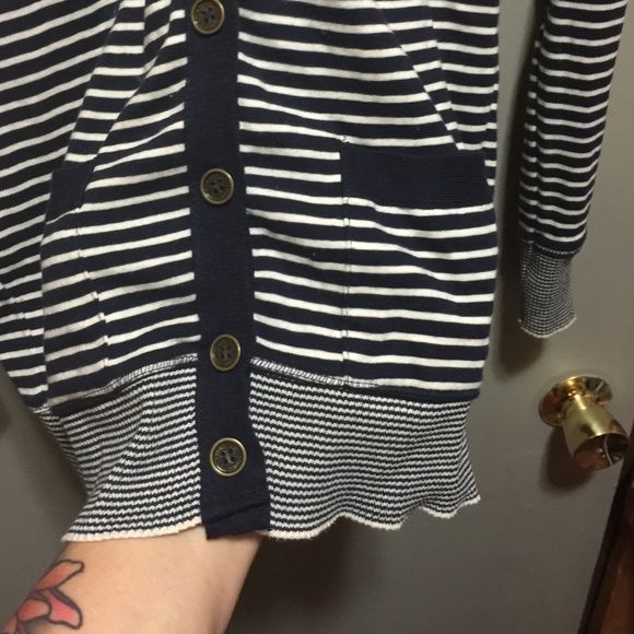 85 forever 21 sweaters forever 21 navy blue stripe cardigan sz md from s closet on 85 forever 21 sweaters forever 21 navy blue stripe cardigan sz md from s closet on