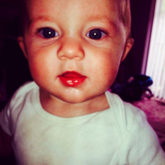 Meet your Posher, Courtney - Picture 3 of 4