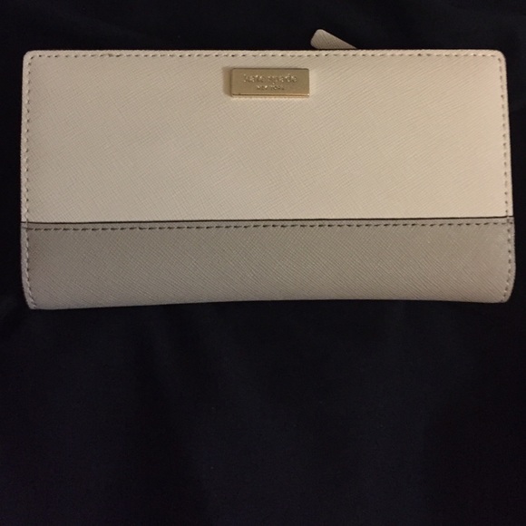 Kate spade wallet