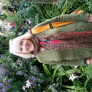 Meet your Posher, Jane