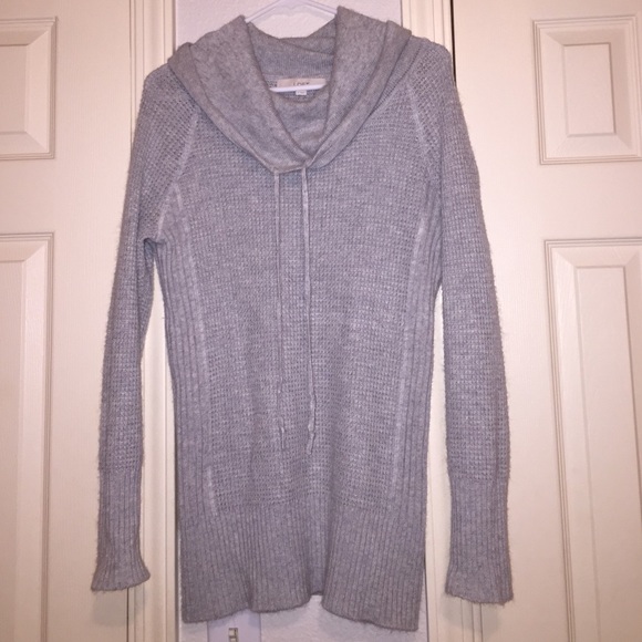 Sweater - Picture 1 of 1