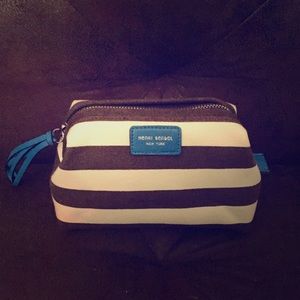 💙 HENRI BENDEL Clutch Makeup Bag Case HB Wristlet