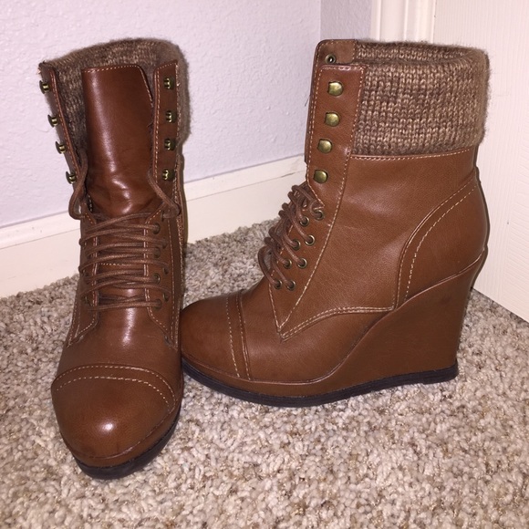 Wedge heeled booties - Picture 1 of 1