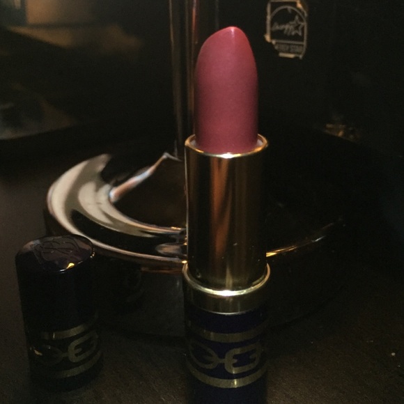 Estée Lauder Lipstick