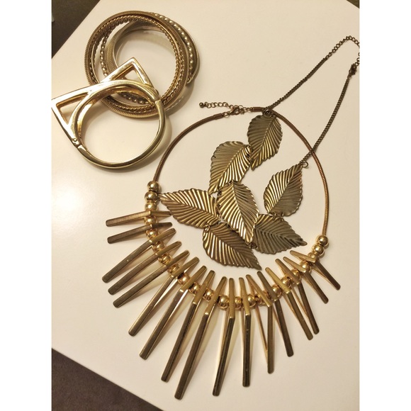 ⚡️FLASH SALE⚡️👑 All Gold Bundle 🏅