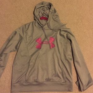 Women's under amor sweatshirt