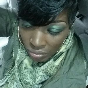 Meet your Posher, Hunter