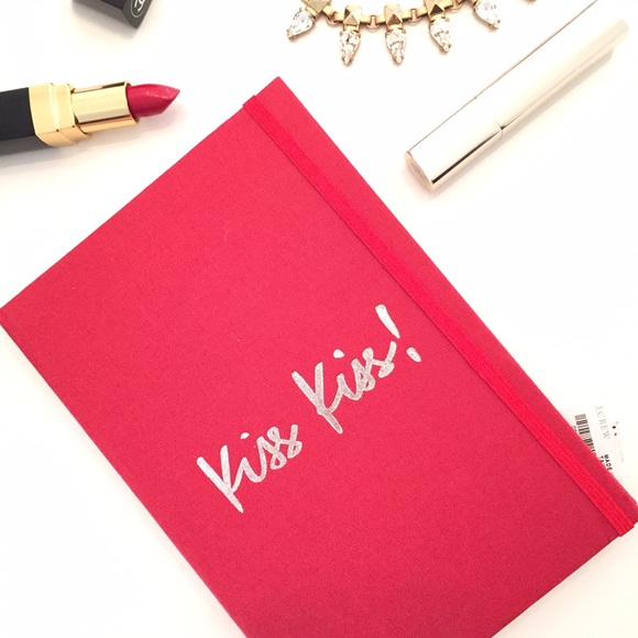 J. Crew Other - NWT J crew kiss kiss holiday journal notebook