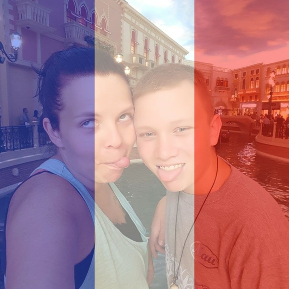 Meet your Posher, Stephanie - Picture 1 of 1