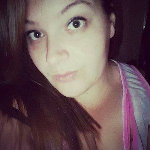 Meet your Posher, Jennette