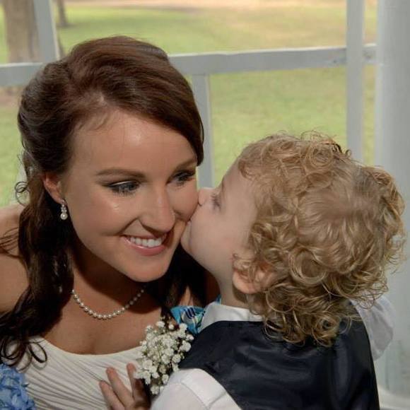 Meet your Posher, Ashley