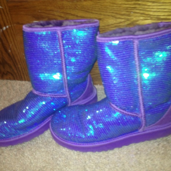 Sequin UGGS