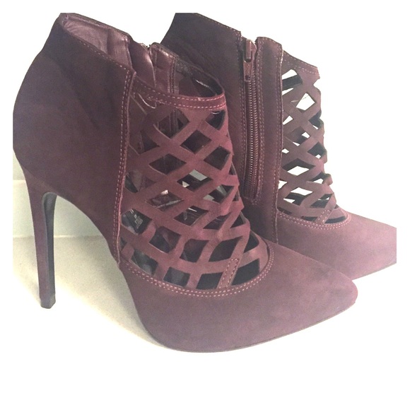 Steven by Steve Madden Suede Booties