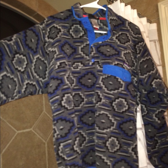 Men's small Patagonia jacket