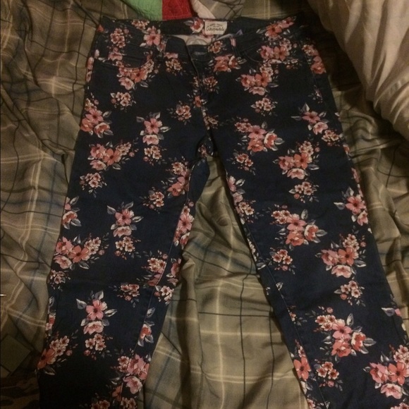 Aeropostale pants