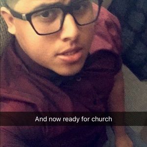 Meet your Posher, Efren