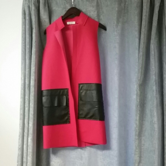 Vest with leather pockets, new without tags
