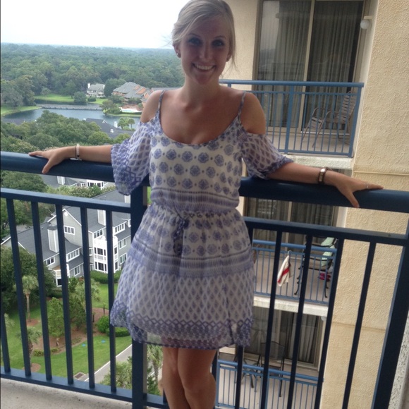 Meet your Posher, Taylor - Picture 1 of 1