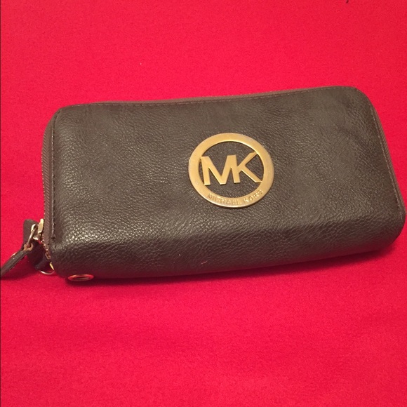 MK wallet - Picture 1 of 3