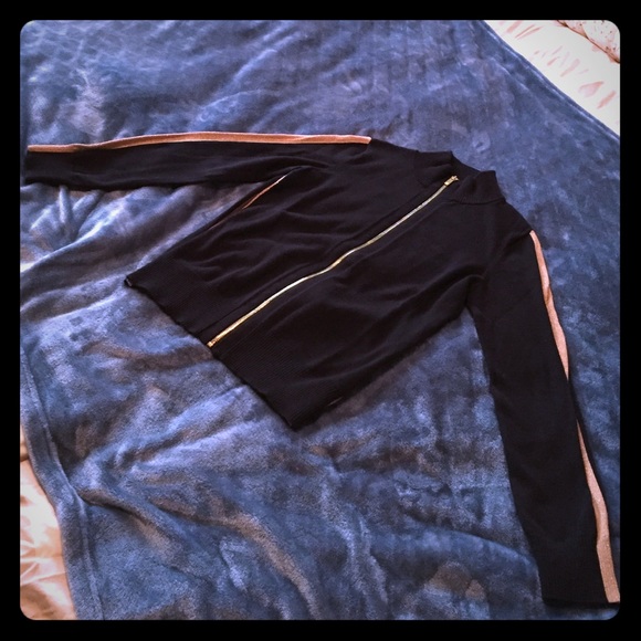 Black Jones New York full zip sweater