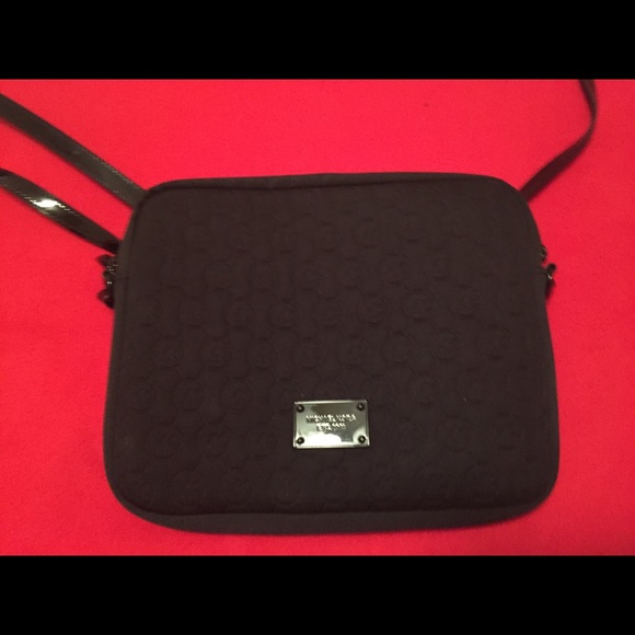 MK iPad side bag - Picture 1 of 2