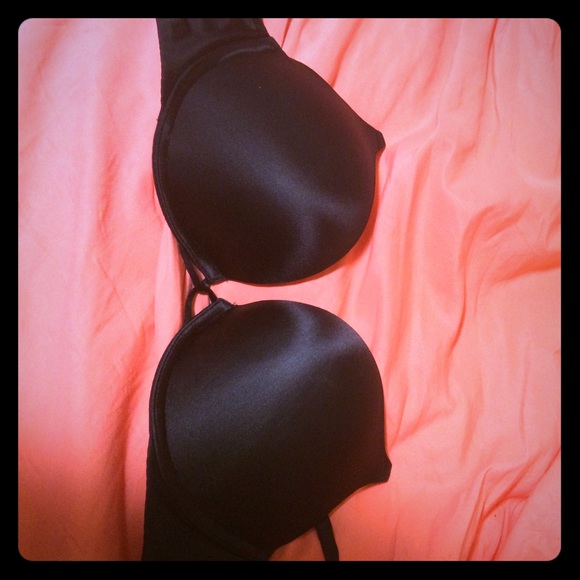 Never worn bombshell vs bra!!!