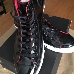 Man's Converse size 10