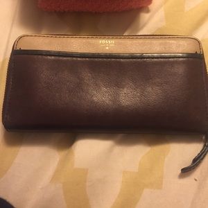Fossil wallet