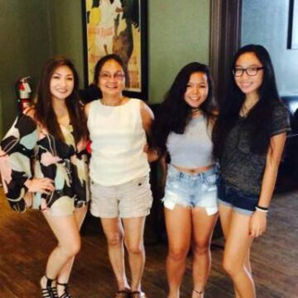 Meet your Posher, Dita - Picture 1 of 1