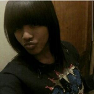 Meet your Posher, Evelyn