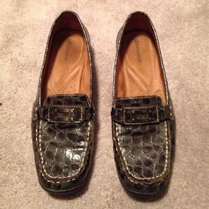 naturalizer dress shoe