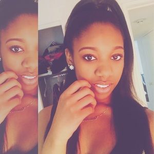 Meet your Posher, Rikala