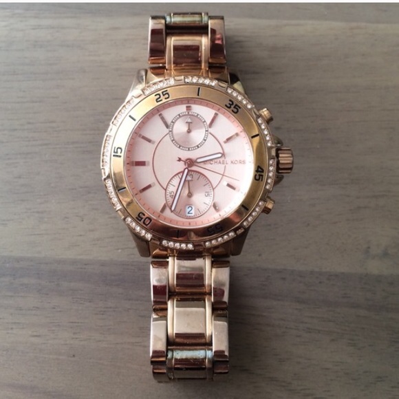 Michael Kors Accessories - Rose gold Michael Kors watch