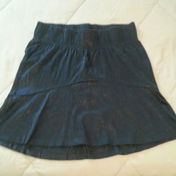 Liz Lange,Size M, Black, Maternity Stretch skirt. - Picture 1 of 3