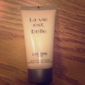 La Vie Est Belle Perfume Lotion ✨