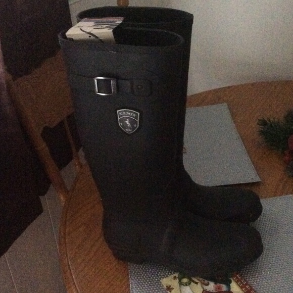 Rain boots
